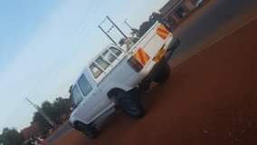 A picture of Hilux double curbin