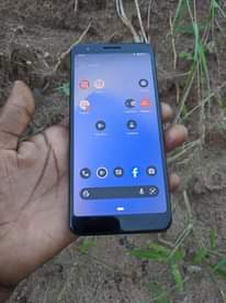 A picture of Google pixel 3a krek kdg gb64 ram4 net4g wah 0686820249