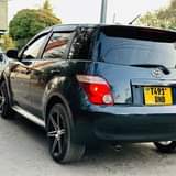 A picture of Toyota ist milion 10 8 Ipo mwanza Automatic Engine safi
