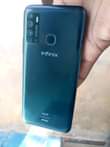 A picture of Hiyo INFINIX HOT9 64GB RAM3 CAMER ZOTE KALI SIM INAKAA