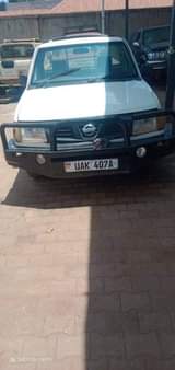 A picture of 1998 Japan Nissan pickup