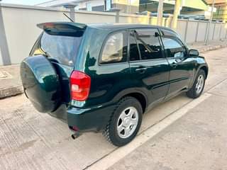 A picture of Toyota Rav4 price 14.8M