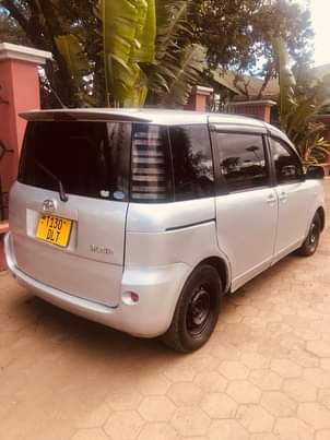 A picture of TOYOTA SIENTA FOR SALE