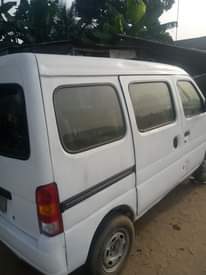 A picture of Very eat keke bus
