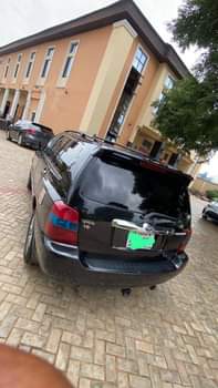A picture of Raw first body 4 plug 3 seater Toyota Highlander untampered