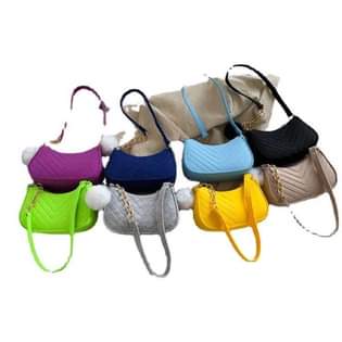 A picture of Pochi handbag