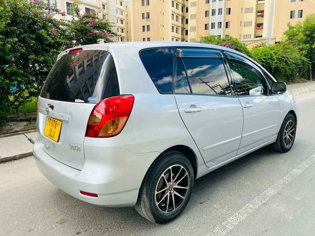 A picture of Toyota spacio new