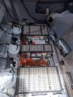 A picture of Hybrid cars repair and electrical issues