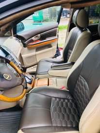 A picture of Lexus rx330 2006