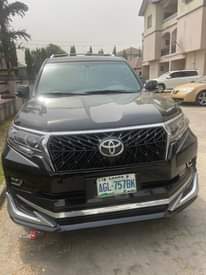 A picture of TOYOTA LAND CRUISER PRADO