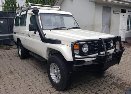 A picture of TOYOTA LANDCRUISER HARDTOP