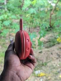 A picture of Jbl clip 3