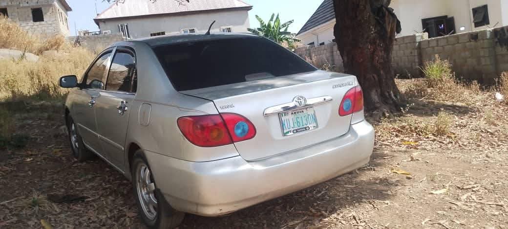A picture of Car s