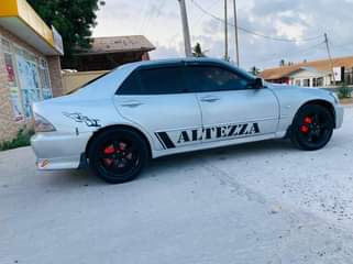 used toyota altezza
