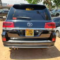 A picture of V8 2014 2018 180M