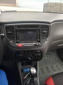 A picture of Kia rio 2009
