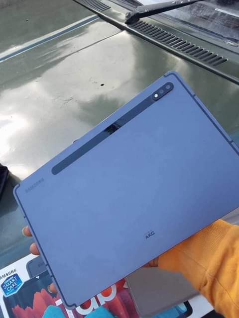 A picture of okota hii samsung tablet nch 12 ram 6gb storage 128gb