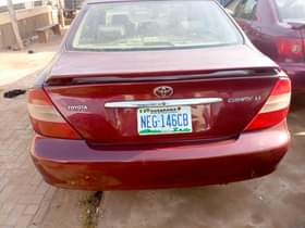 A picture of This too cars are out for sale the too cars