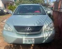 A picture of Lexus 330 RX money needed urgently this week 2 6