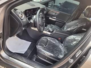 A picture of 2021 Mercedes Benz GLB250 foreign used with duty