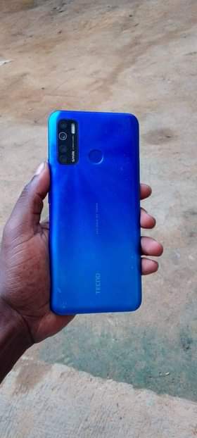 tecno spark