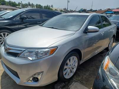 A picture of Toyota Camry XLE 2013