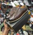 A picture of VIATU BORA TSH 65 000 Size 40 45 PIGA WHATSAPP
