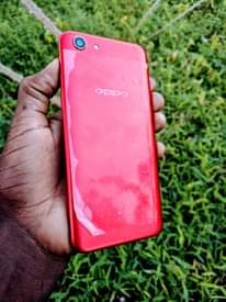 A picture of Oppo a83 krek kdg mno gb128 ram6 net4g 0686820249