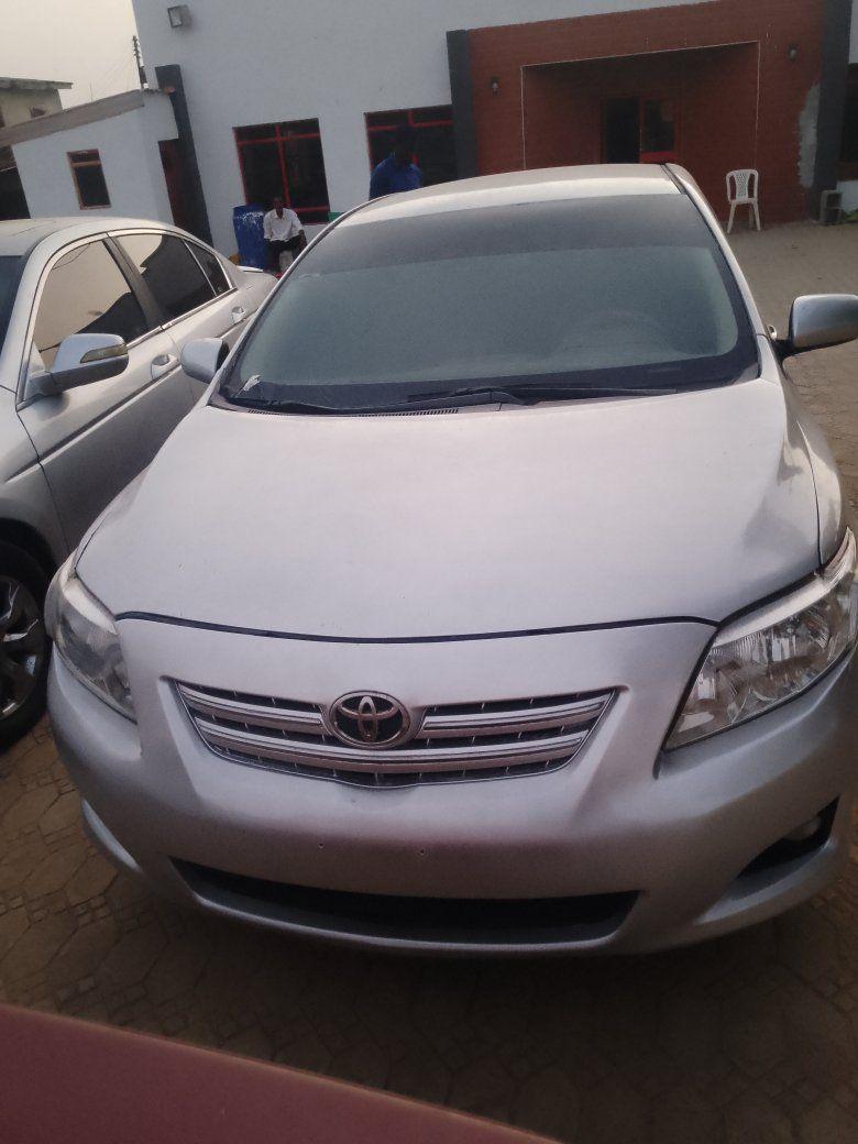 A picture of Toyota Corolla 09 very sharp