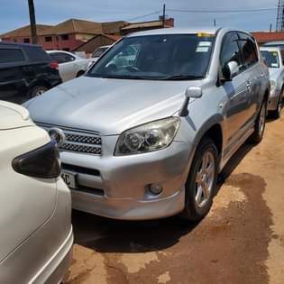 A picture of RAV4 2007 36M