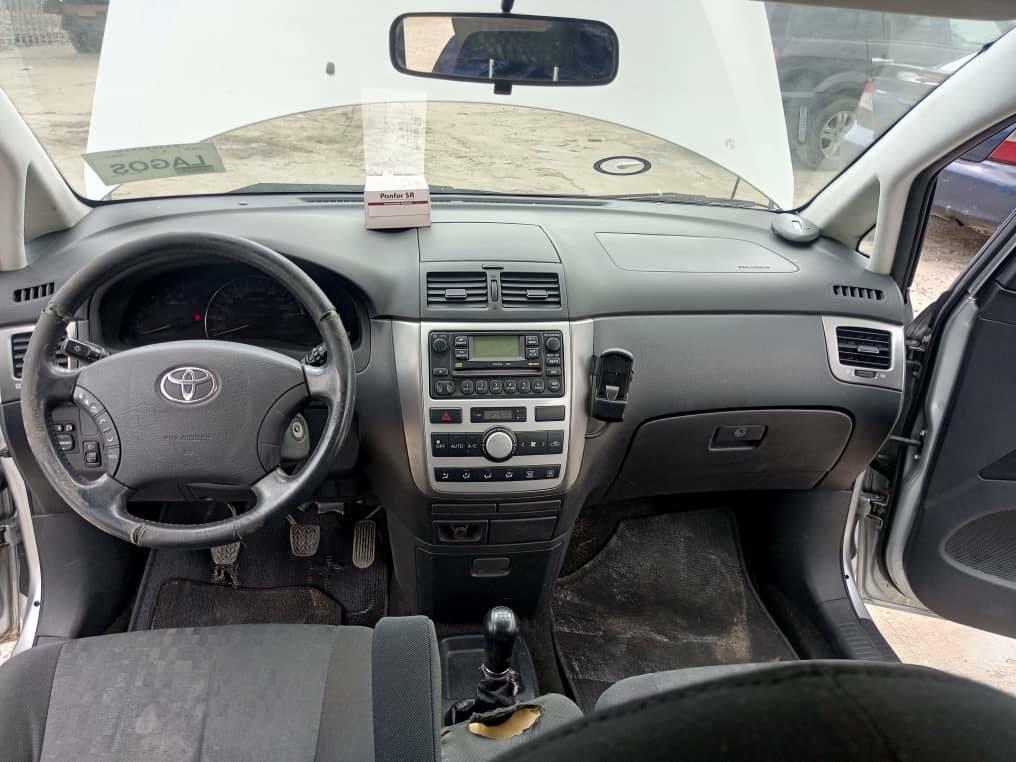 A picture of Toyota VERZO 2005 model