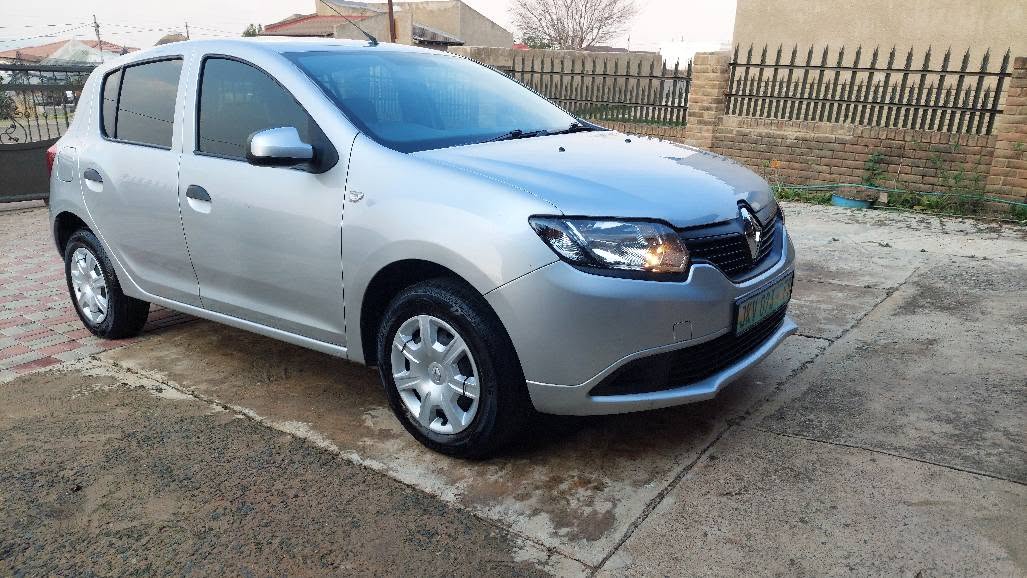 renault sandero