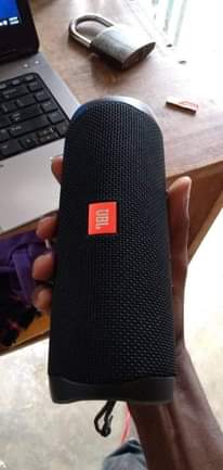 A picture of JBL flip 5 from U S A used like new