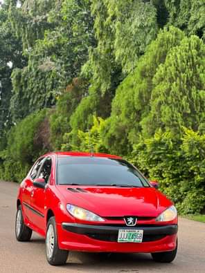 A picture of BUDGET FRIENDLY MANUAL DRIVE PEUGEOT 206 UNTAMPERED ENGINE AND CHILLING