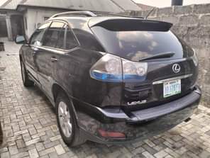 A picture of NEATLY USED 2006 MODEL LEXUS RX330 Absolutely nothing to fix