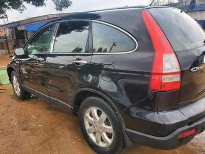 A picture of Honda CRV 08