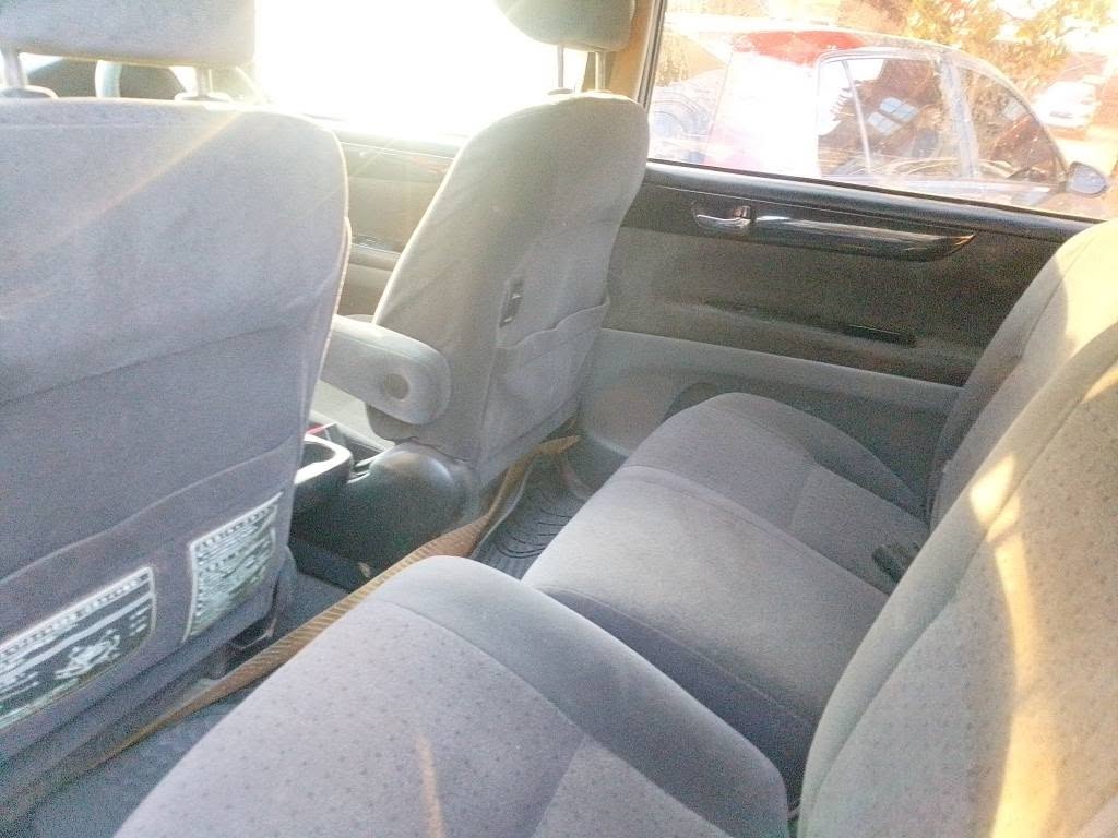 A picture of Toyota picnic 13millions very good CALL 0786 92 82 59