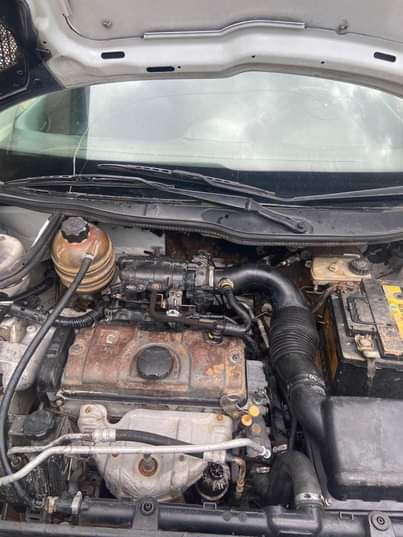 A picture of Sari sari sari 206 Nigerian Assemble Normal hand manual Drive