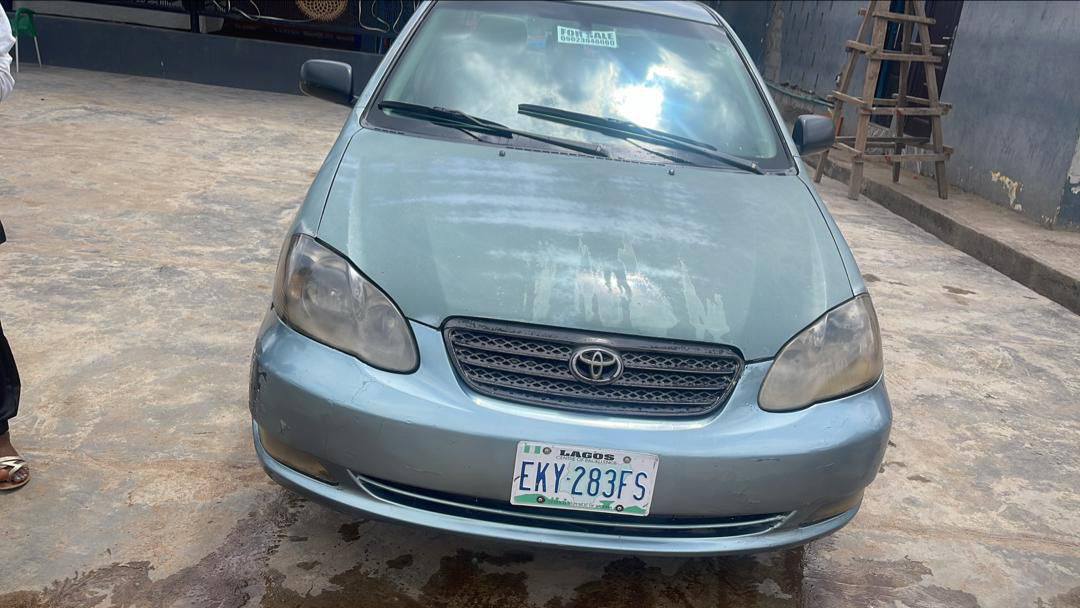 A picture of Toyota Corolla 06