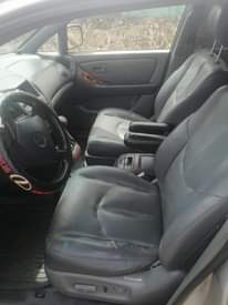 A picture of Lexus RX 300