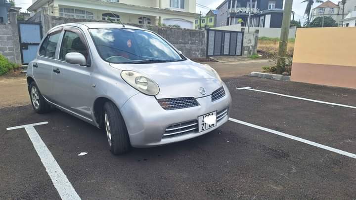 used nissan march