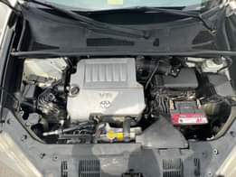 A picture of Toyota Highlander 012 Perfectly ok nothing to fix buy n