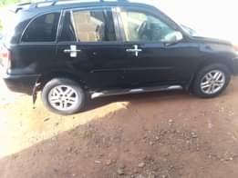 A picture of Buy and drive rav4 03 working fine ac chilling price