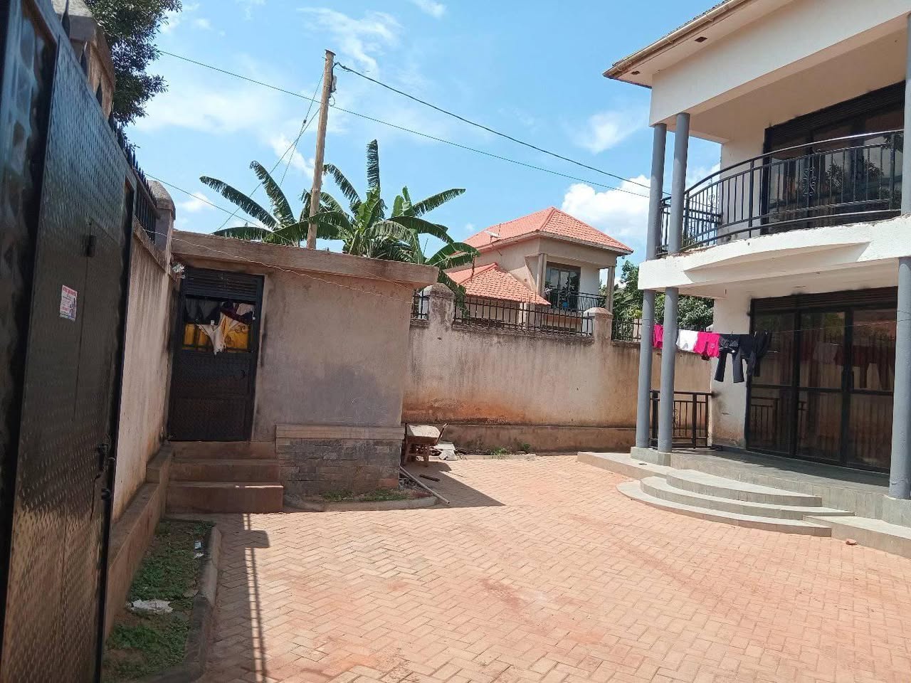 A picture of BRAND NEW FLAT HOUSE FOR SALE AT KIRA KITUKUTWE TOWN.