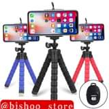A picture of Stand ya simu na camera