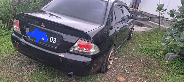mitsubishi lancer
