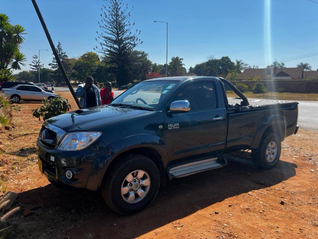 used toyota hilux
