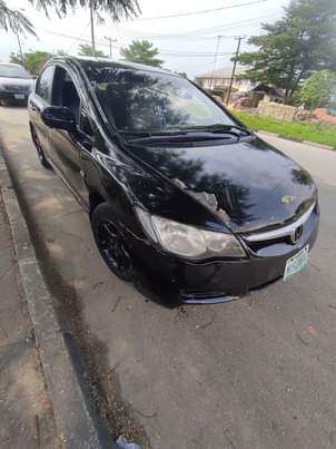 A picture of Honda Civic manual
