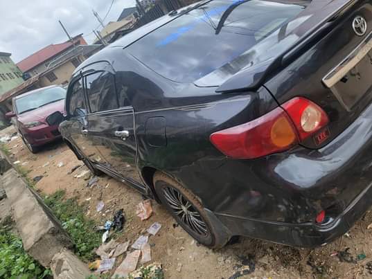 A picture of Toyota corolla