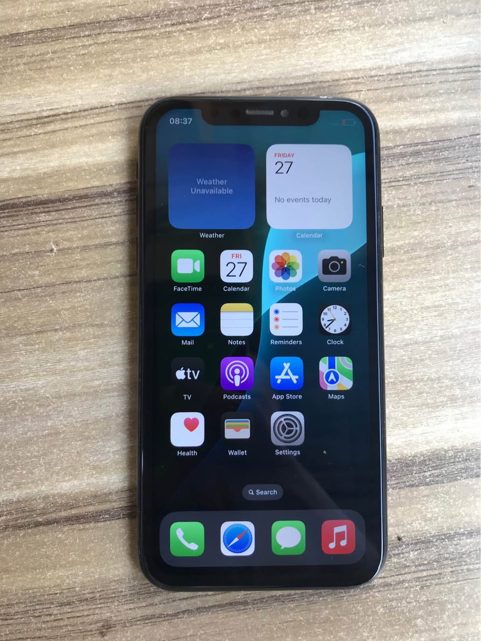 A picture of iPhone XR 64gb